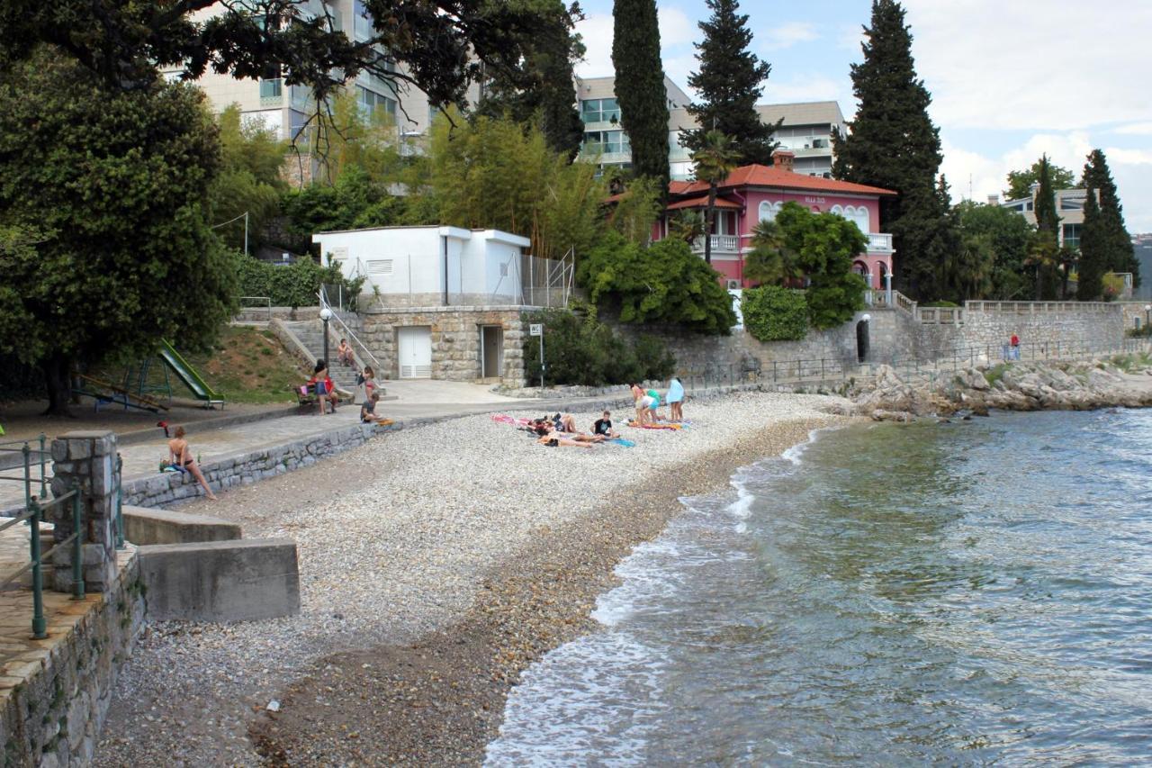 Apartments With A Parking Space Opatija - Pobri, Opatija - 7813 Matulji Exteriör bild